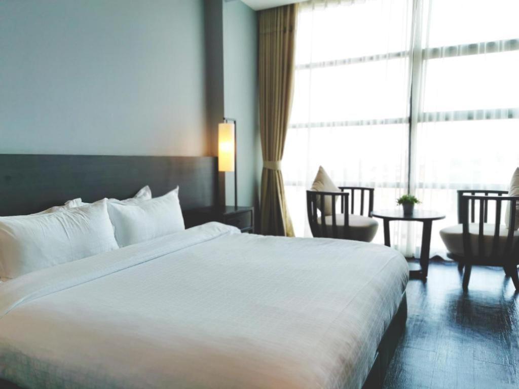 Tera Hotel Vientiane Buitenkant foto