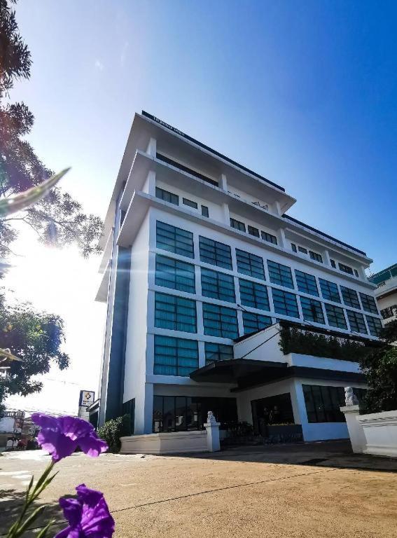 Tera Hotel Vientiane Buitenkant foto