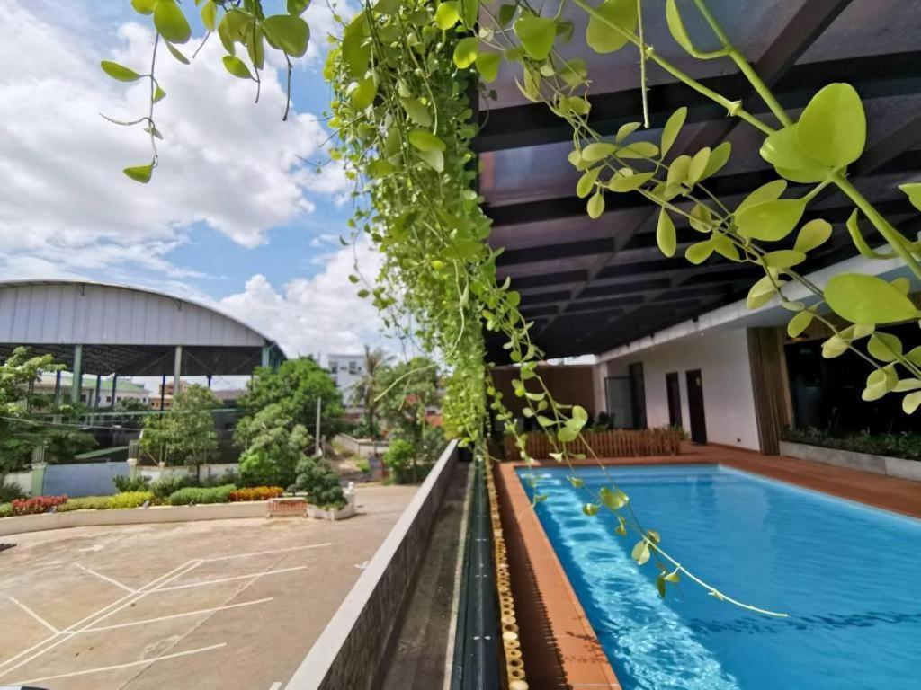 Tera Hotel Vientiane Buitenkant foto