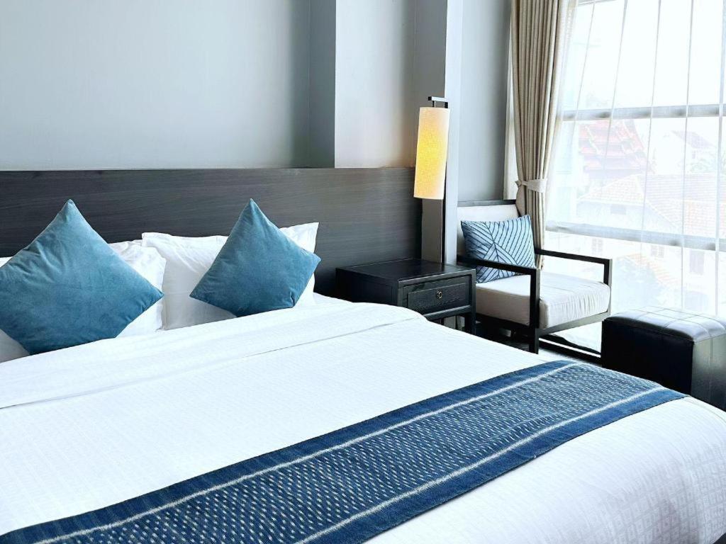 Tera Hotel Vientiane Buitenkant foto